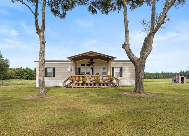 Property at 28024 NW 142nd Ave, High Springs, FL 32643, 3 beds, 2 baths