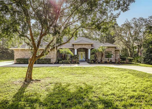 Property at 2666 Winnemissett Oaks Dr, Deland, FL 32724, 4 beds, 3.5 baths