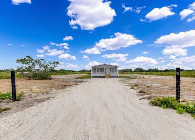 Property at 20171 NW 252nd St, Okeechobee, FL 34972, 3 beds, 2 baths