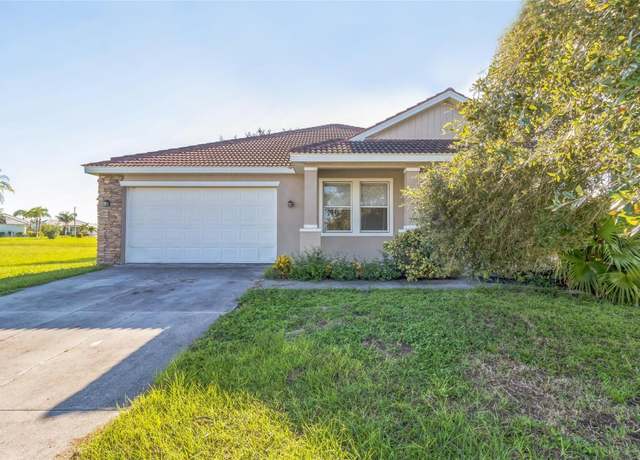 Property at 17370 Cape Horn Blvd, Punta Gorda, FL 33955, 3 beds, 2 baths