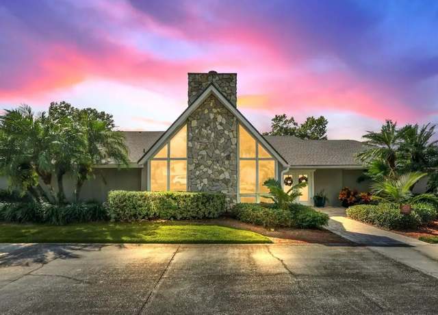 Property at 514 Hillside Dr, Auburndale, FL 33823, 5 beds, 5 baths