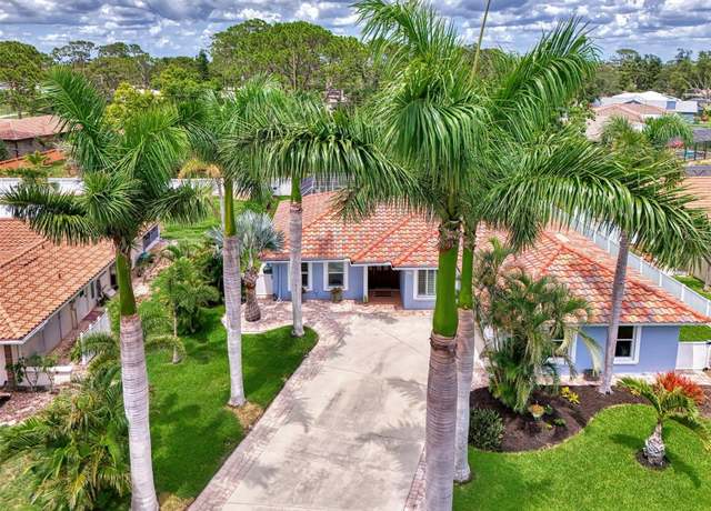 Property at 227 Monet Dr, Nokomis, FL 34275, 3 beds, 2 baths