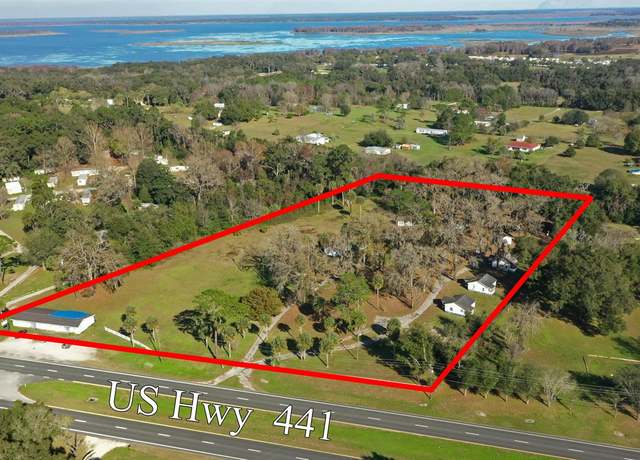 Property at 18585 N Highway 441, Reddick, FL 32686, 5 baths