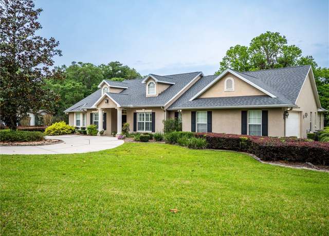 Property at 1945 SW 40th Pl, Ocala, FL 34471, 4 beds, 3.5 baths