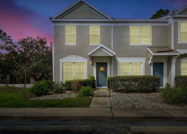 Property at 2352 Lake Woodberry Cir, Brandon, FL 33510, 2 beds, 1.5 baths