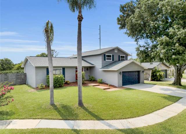Property at 3721 Casaba Loop, Valrico, FL 33596, 3 beds, 2.5 baths