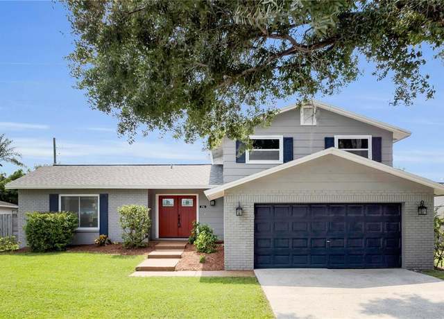 Property at 3721 Casaba Loop, Valrico, FL 33596, 3 beds, 2.5 baths