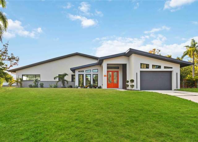 Property at 3636 Mineola, Sarasota, FL 34239, 2 beds, 2 baths