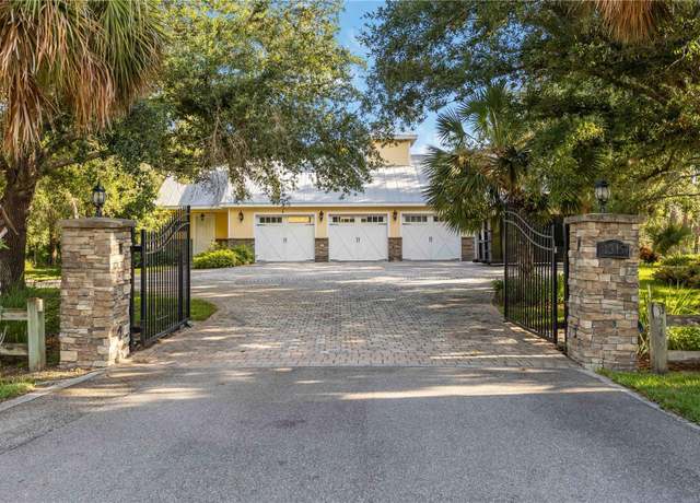 Property at 1245 Hanoverian Cir, Nokomis, FL 34275, 4 beds, 4.5 baths