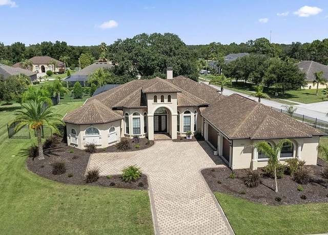 Property at 902 Belvoir Way, Spring Hill, FL 34609, 4 beds, 3 baths