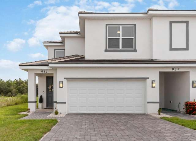 Property at 941 Centaury Dr, Kissimmee, FL 34759, 5 beds, 3 baths