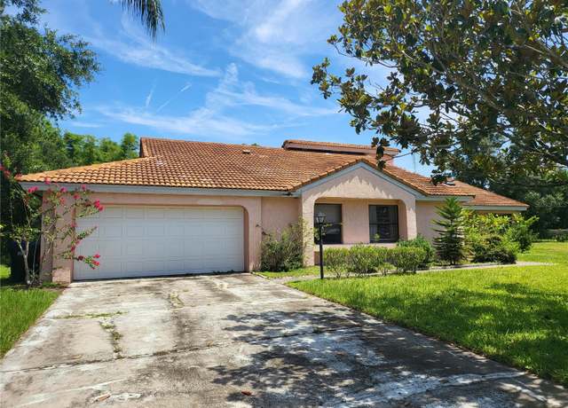 Property at 5915 Crystal View Dr, Orlando, FL 32819, 4 beds, 2 baths