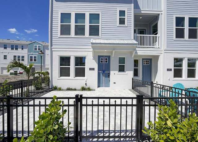Property at 407 Gowdy Rd, Sarasota, FL 34237, 3 beds, 3 baths