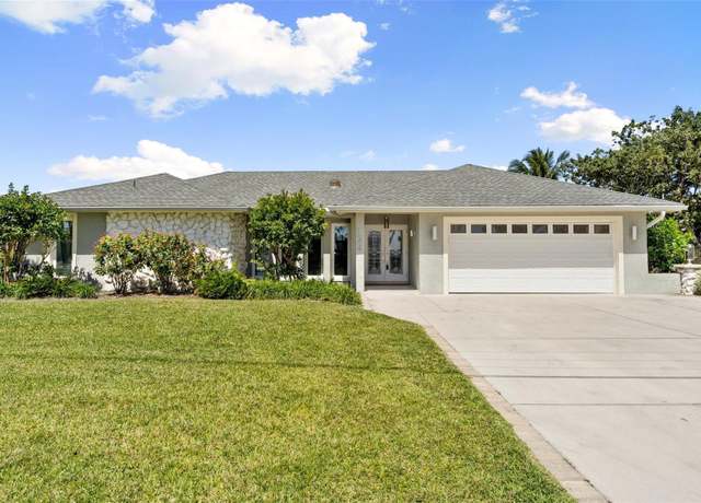 Property at 124 E North Shore Ave, North Fort Myers, FL 33917, 3 beds, 2 baths