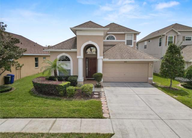Property at 30816 Pumpkin Ridge Dr, Wesley Chapel, FL 33543, 3 beds, 2.5 baths