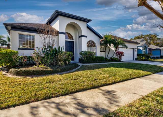 Property at 418 Laurenburg Ln, Ocoee, FL 34761, 4 beds, 3.5 baths