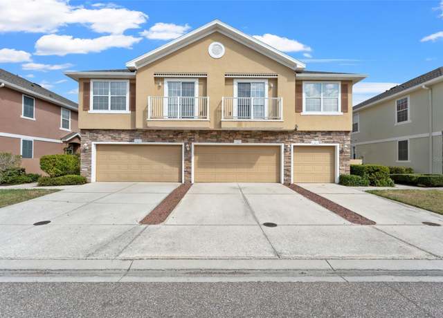 Property at 555 52nd Ave N, St Petersburg, FL 33703, 3 beds, 2.5 baths
