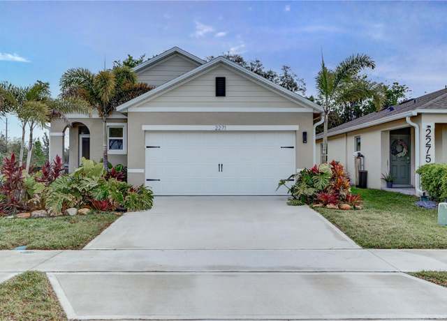 Property at 2271 Delhi Pl, Sanford, FL 32771, 3 beds, 2 baths