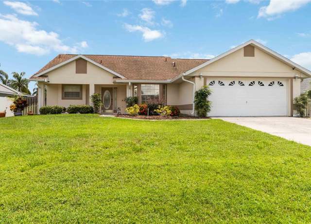 Property at 202 Bent Oak Loop, Davenport, FL 33837, 3 beds, 2 baths
