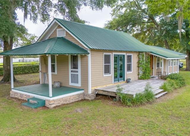 Property at 1501 NE 97th Street Rd, Anthony, FL 32617, 2 beds, 1 bath