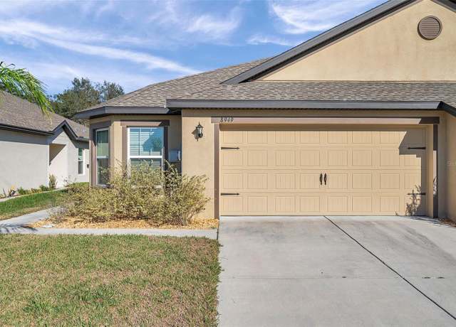 Property at 8949 Southern Charm Cir, Brooksville, FL 34613, 3 beds, 2 baths