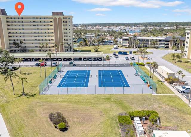 Property at 4725 Cove Cir #302, St Petersburg, FL 33708, 2 beds, 2 baths