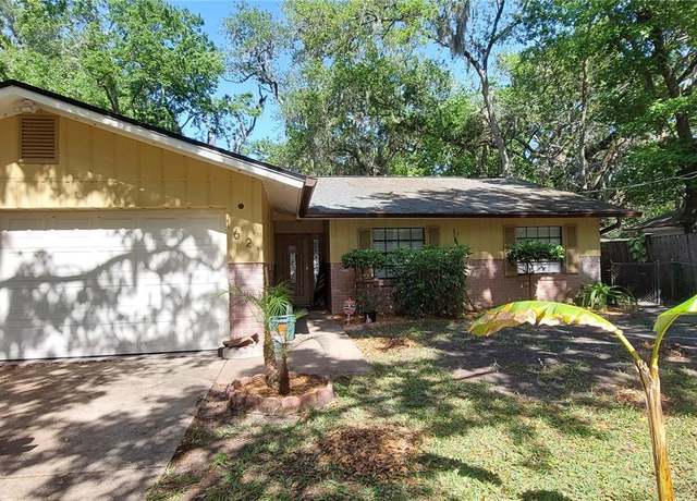 Property at 1621 Anniston Ave, Daytona Beach, FL 32117, 4 beds, 2 baths