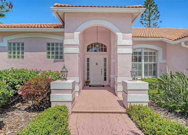 Property at 5270 Far Oak Cir, Sarasota, FL 34238, 4 beds, 3 baths