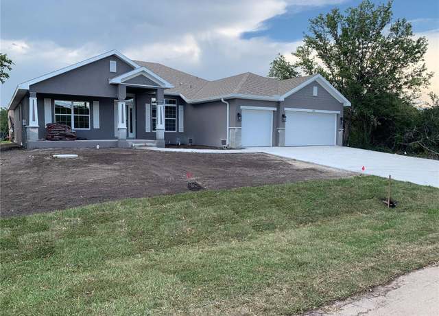 Property at 112 Cougar Way, Rotonda West, FL 33947, 4 beds, 3 baths