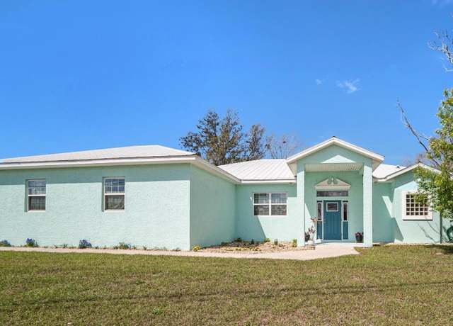 Property at 9321 Regatta Cir, Spring Hill, FL 34606, 3 beds, 2 baths