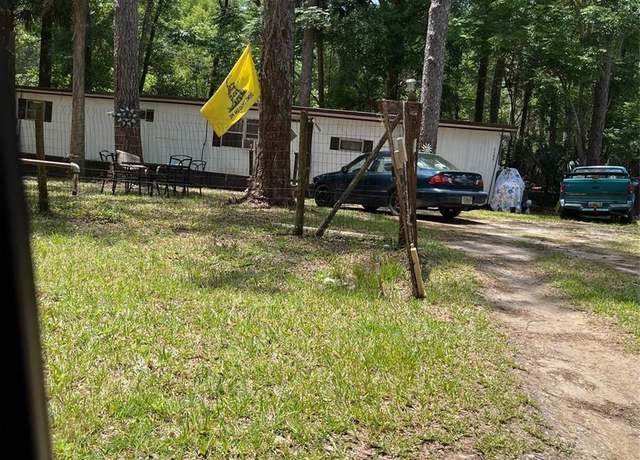Property at 5380 SE 28th Ct, Ocala, FL 34480, 3 beds, 1 bath