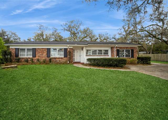 Property at 322 Bahamas Ave, Temple Terrace, FL 33617, 3 beds, 2 baths