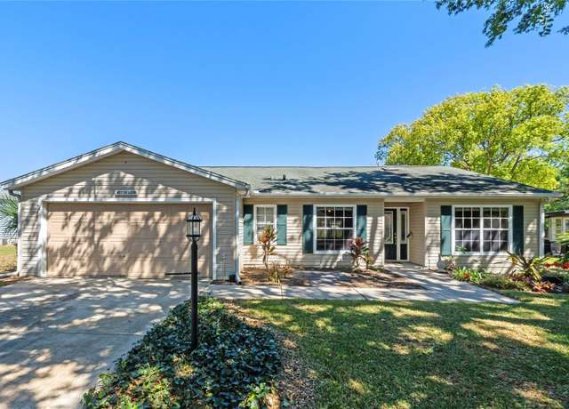 Property at 25642 Oak Aly, Leesburg, FL 34748, 2 beds, 2 baths