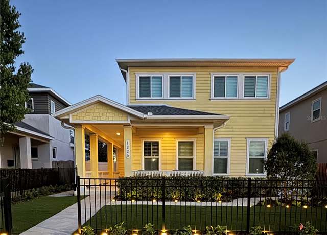 Property at 1226 17th Ave N, St Petersburg, FL 33704, 4 beds, 3 baths
