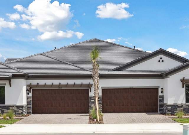 Property at 35571 Stableton Ln, Zephyrhills, FL 33541, 3 beds, 2.5 baths