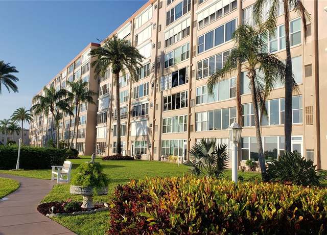Property at 1847 Shore Dr S #415, South Pasadena, FL 33707, 2 beds, 2 baths