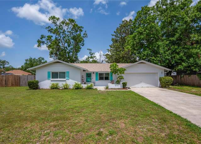Property at 3849 Hollow Oak Pl, Land O Lakes, FL 34639, 3 beds, 2 baths