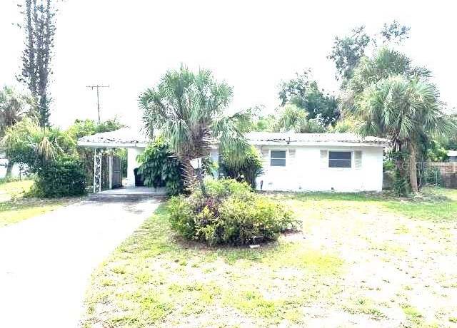 Property at 2711 Kilgore Pl, Sarasota, FL 34235, 2 beds, 2 baths