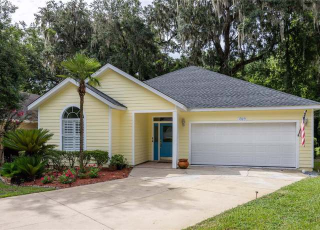 Property at 1020 NW 123rd Way, Newberry, FL 32669, 3 beds, 2 baths