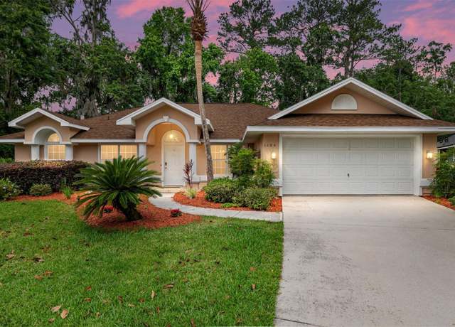 Property at 1484 NW 106th St, Gainesville, FL 32606, 3 beds, 2 baths