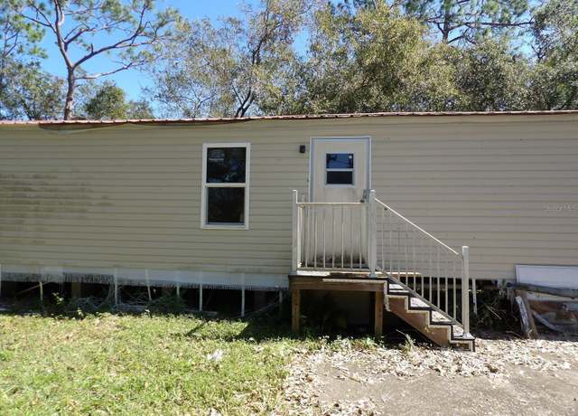 Property at 343 Creekwood Run, Lakeland, FL 33809, 3 beds, 2 baths