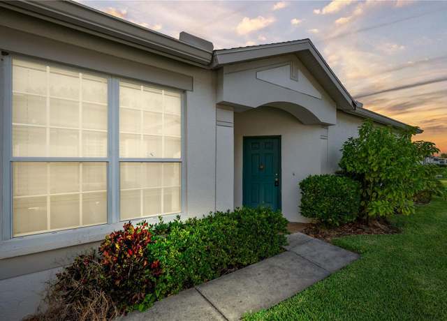 Property at 1931 Sassafras Dr, Wesley Chapel, FL 33543, 2 beds, 2 baths