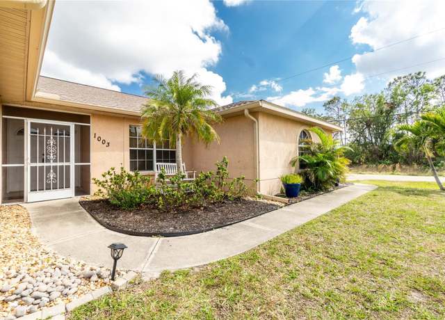 Property at 1003 Old Englewood Rd, Englewood, FL 34223, 4 beds, 2.5 baths