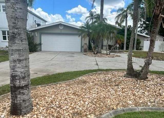 Property at 1095 N Stoney Pt, Crystal River, FL 34429, 2 beds, 2 baths
