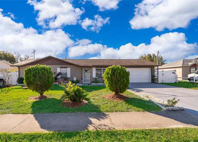 Property at 2825 Beal St, Deltona, FL 32738, 2 beds, 2 baths