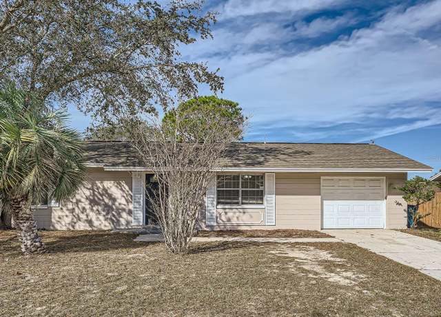 Property at 5405 Mariner Blvd, Spring Hill, FL 34609, 3 beds, 1.5 baths