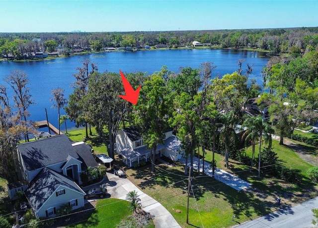 Property at 18715 Lakeshore Dr, Lutz, FL 33549, 4 beds, 2.5 baths