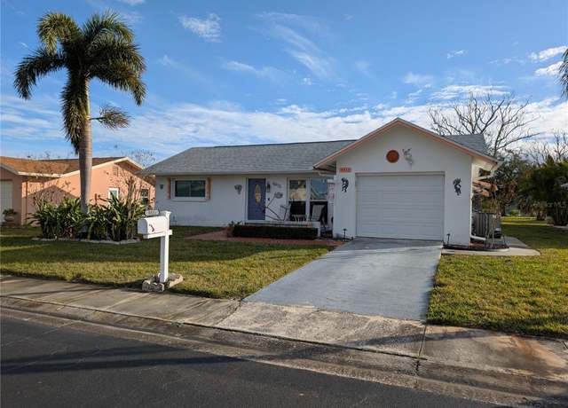 Property at 4415 Great Lakes Dr N, Clearwater, FL 33762, 2 beds, 2 baths
