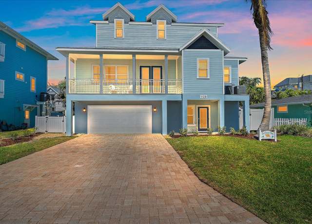 Property at 112 79th St Unit B, Holmes Beach, FL 34217, 4 beds, 3.5 baths