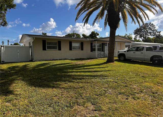 Property at 2310 25th Ave W, Bradenton, FL 34205, 4 beds, 2 baths